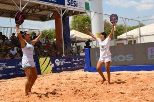 Torneio Internacional de Beach Tennis realizado pelo do SESI conquista público e atletas